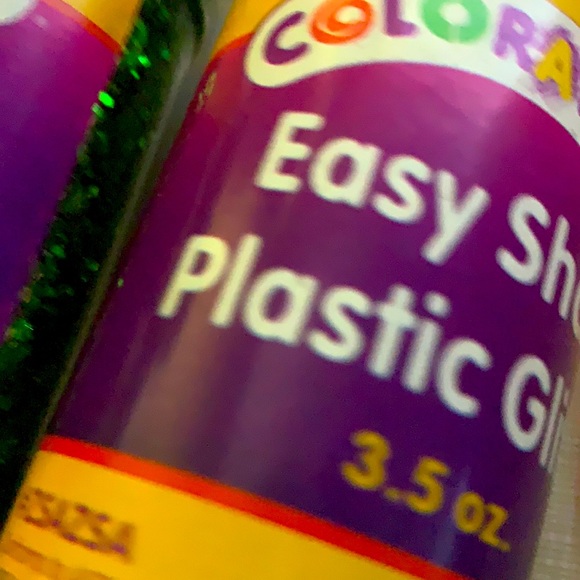 NWT 5 plastic Glitter easy shake - Picture 8 of 9
